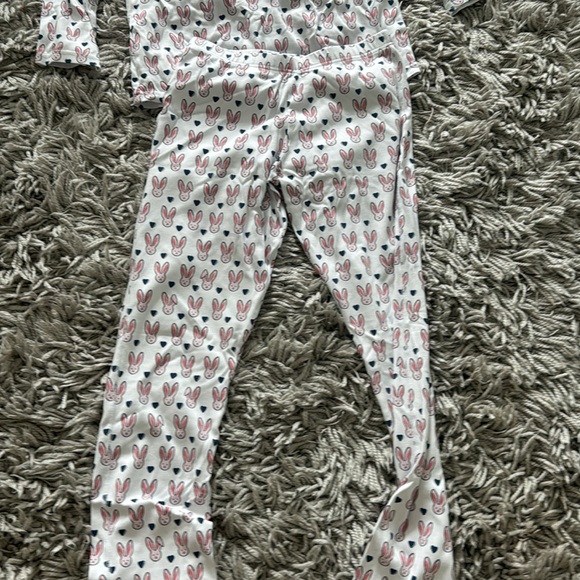 Roller rabbit Bunny Pajama Set - Picture 2 of 3